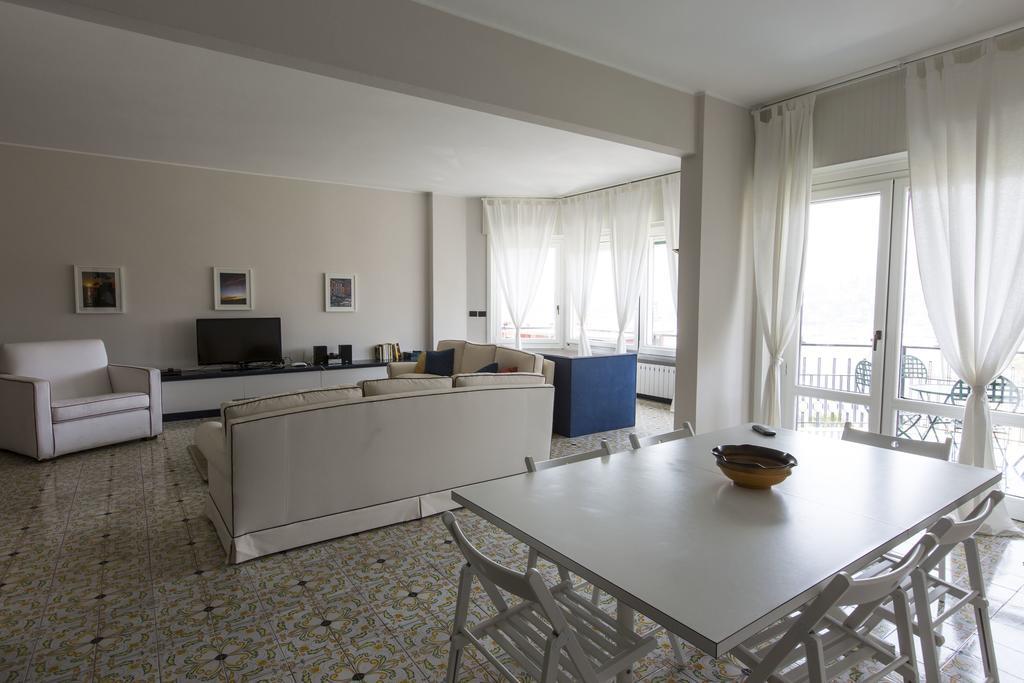 Ferienwohnung Poggio Fiorito Rapallo Zimmer foto